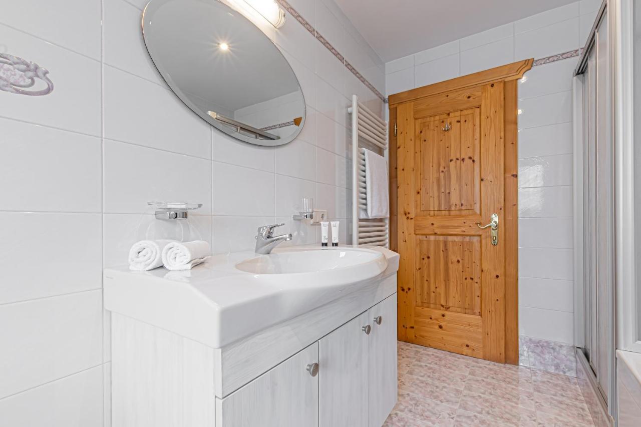 Apartment Dolomites Nest San Martino in Badia Eksteriør bilde